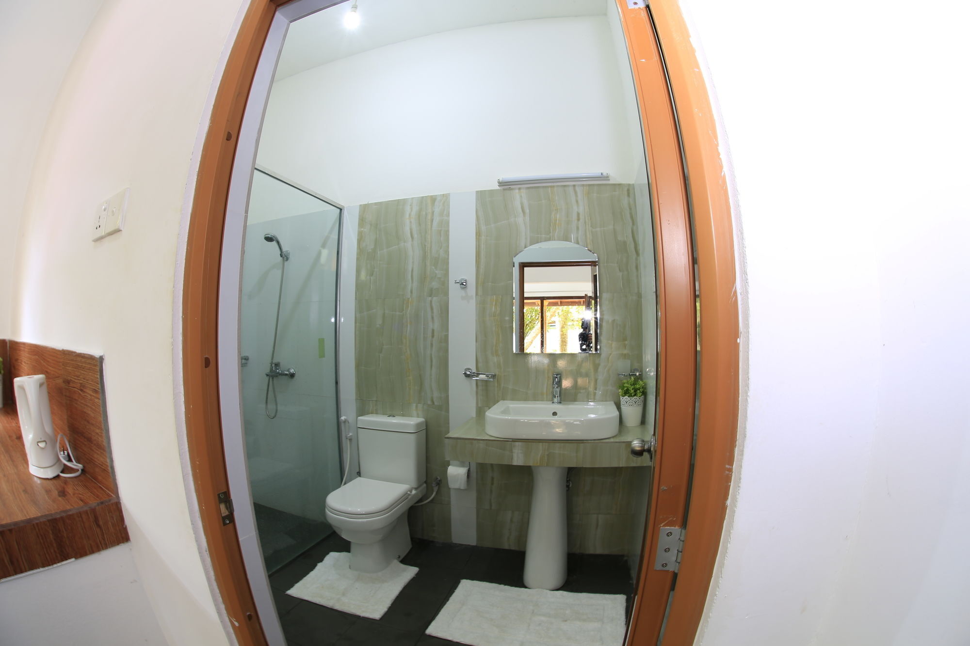 Villa 80 Bentota Bagian luar foto