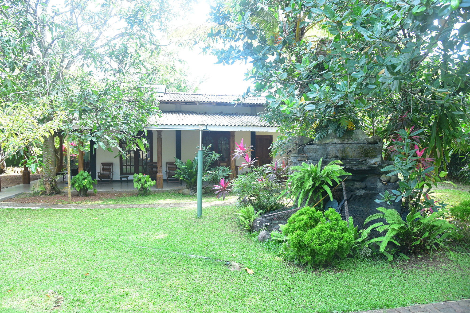 Villa 80 Bentota Bagian luar foto